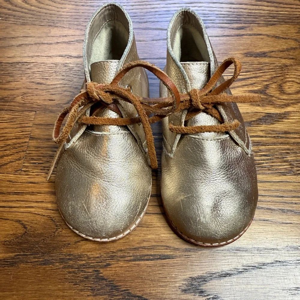 Mon Petit Handmade Toddler Gold Metallic Hard Soled Oxford Shoes Size 7